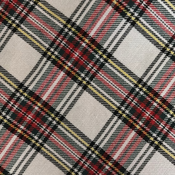 Holiday table Runner - mud pie - Picture 4 of 7